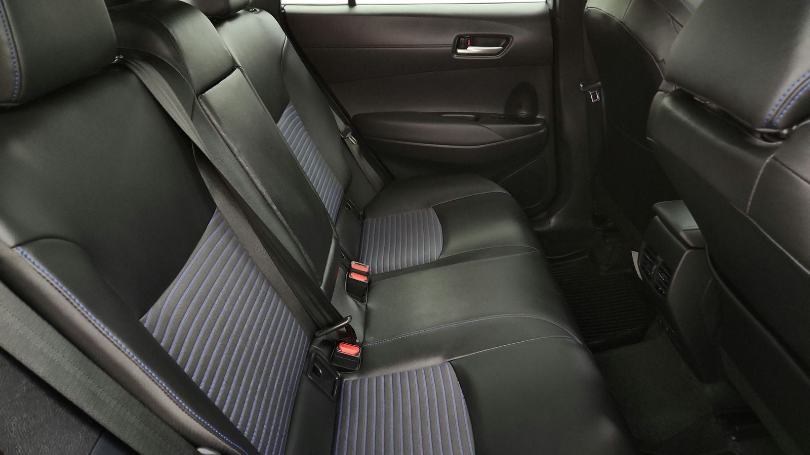 2024 Toyota Corolla Cross Hybrid XSE