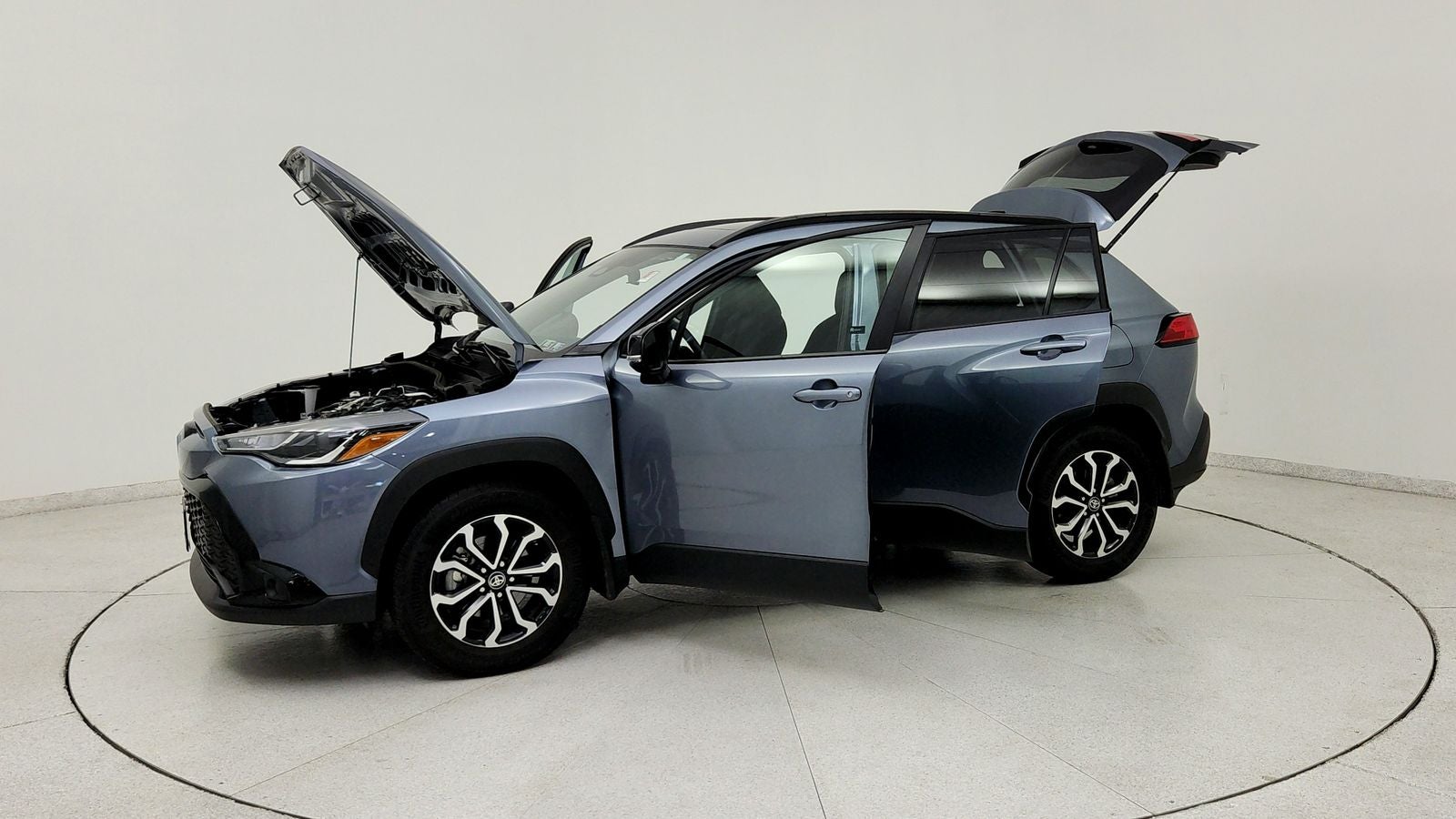 2025 Toyota Corolla Cross Hybrid SE