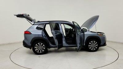 2025 Toyota Corolla Cross Hybrid SE