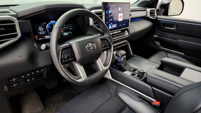 2024 Toyota Sequoia Platinum