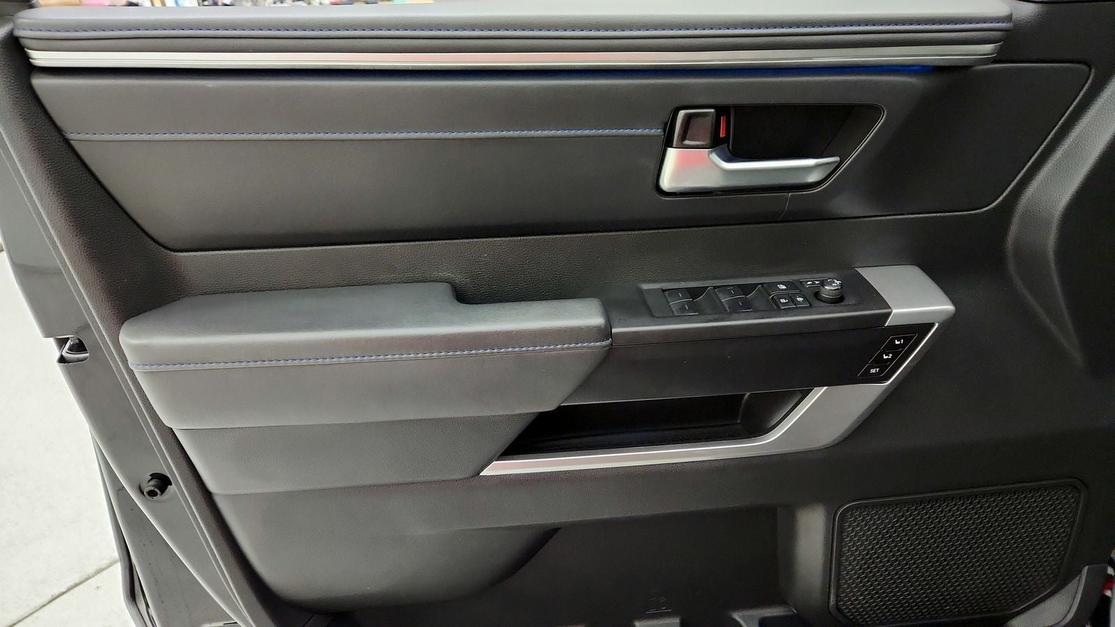 2024 Toyota Sequoia Platinum
