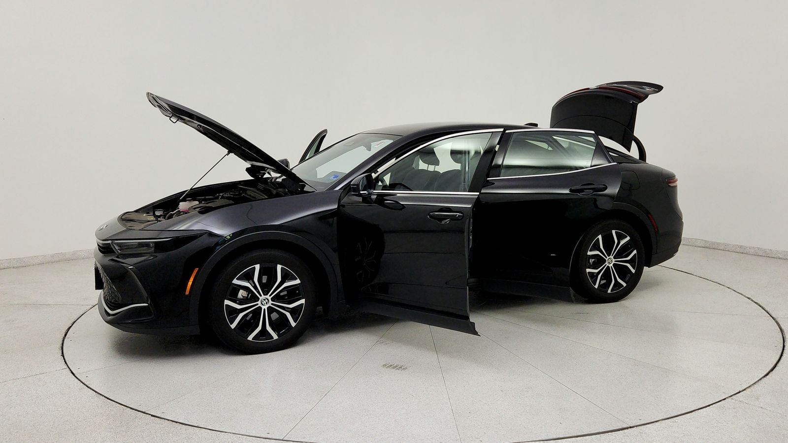 2024 Toyota Crown XLE