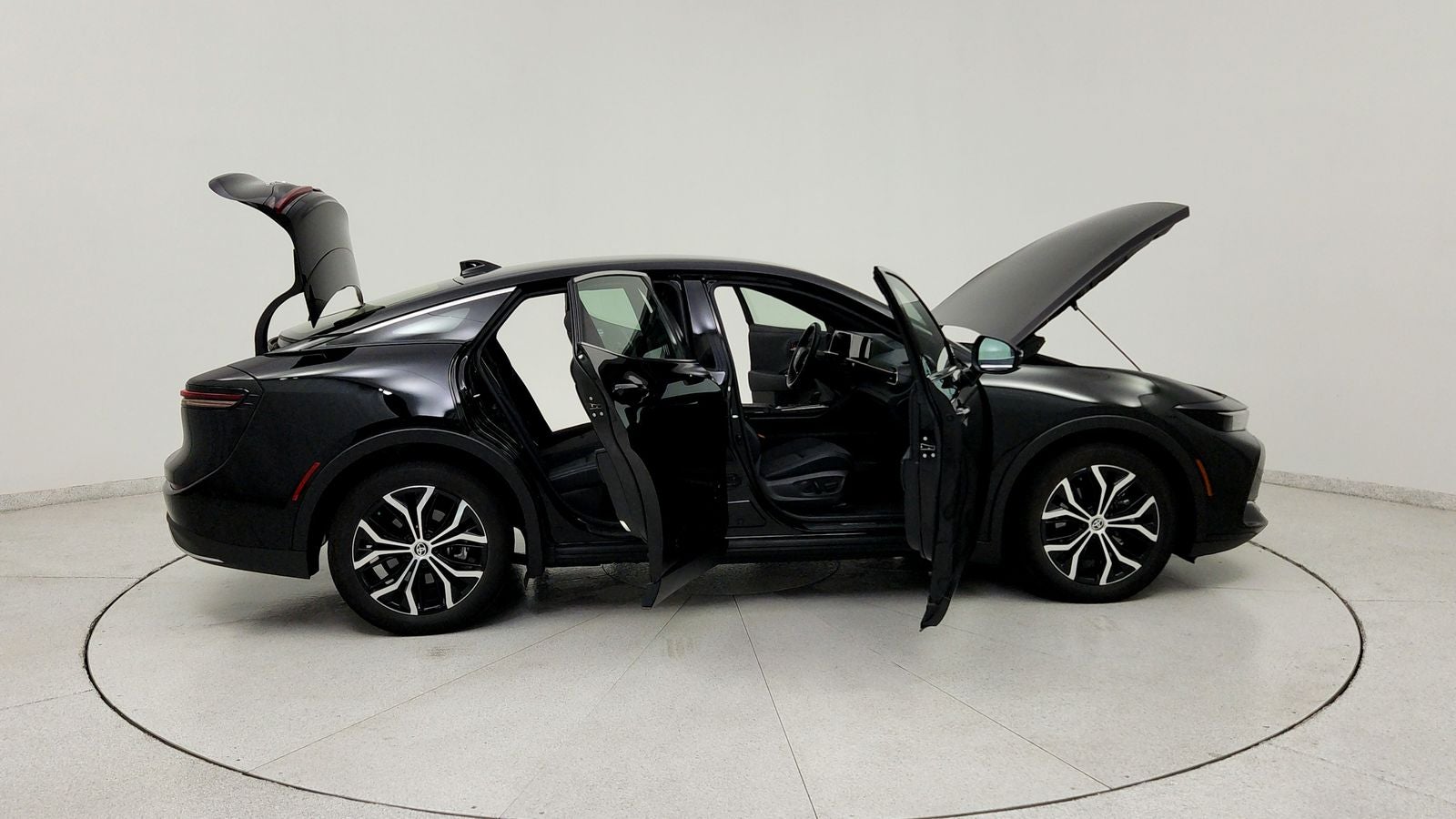 2024 Toyota Crown XLE