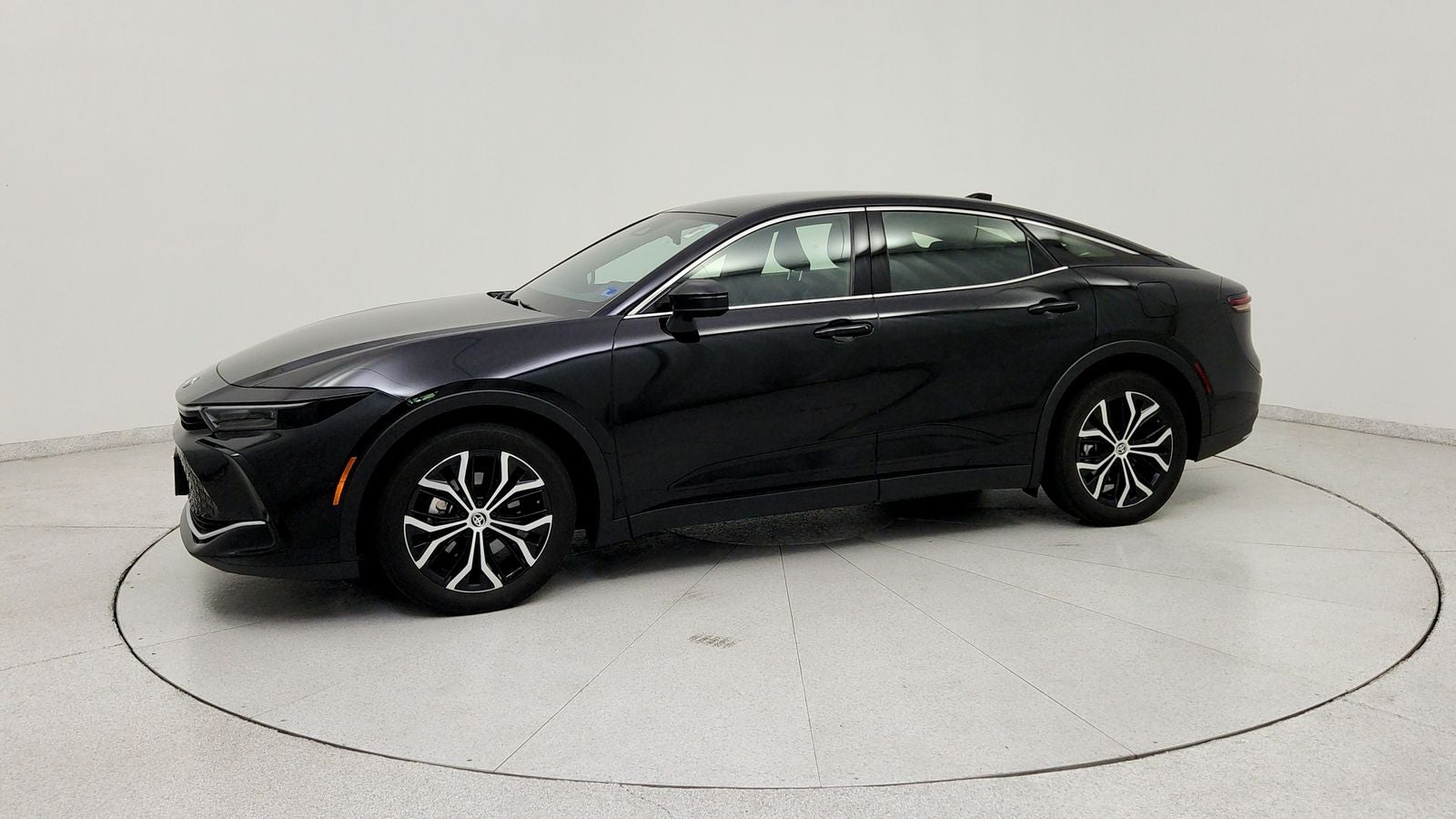 2024 Toyota Crown XLE