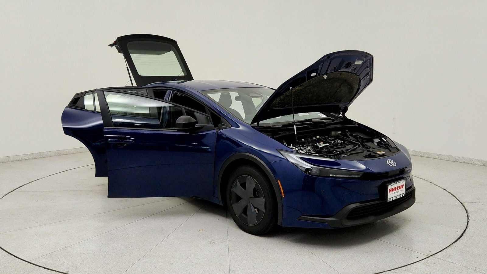 2025 Toyota Prius LE
