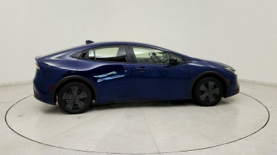 2025 Toyota Prius LE