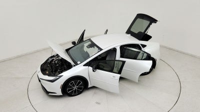 2024 Toyota Prius XLE
