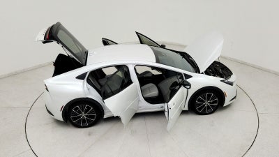 2024 Toyota Prius XLE