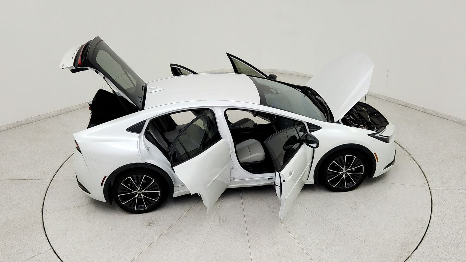 2024 Toyota Prius XLE