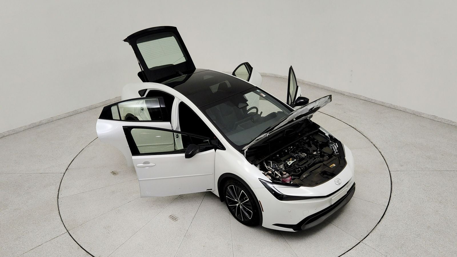 2024 Toyota Prius XLE