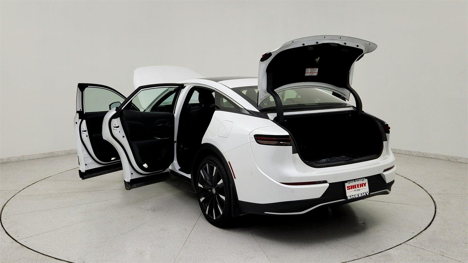 2025 Toyota Crown Platinum