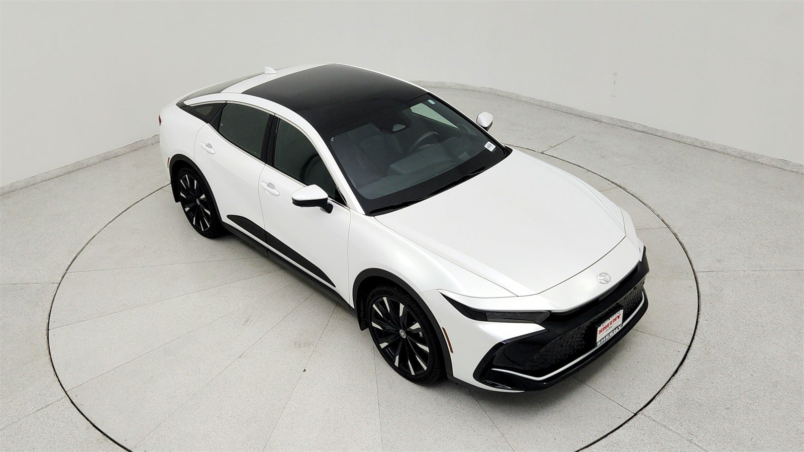 2025 Toyota Crown Platinum