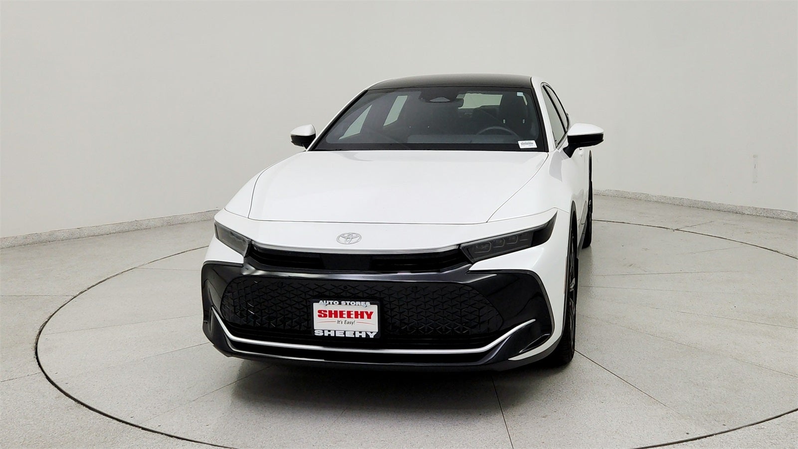 2025 Toyota Crown Platinum