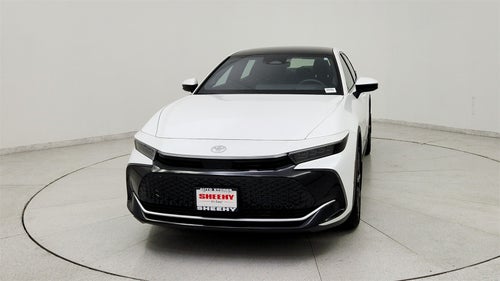 2025 Toyota Crown Platinum