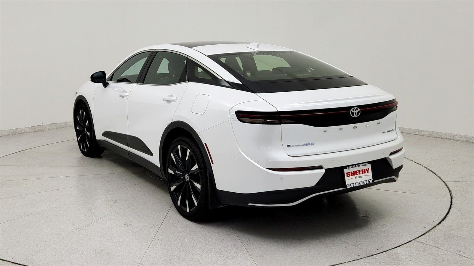 2025 Toyota Crown Platinum