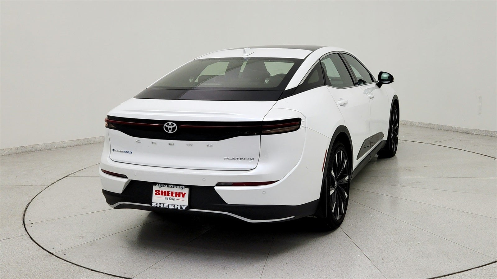 2025 Toyota Crown Platinum