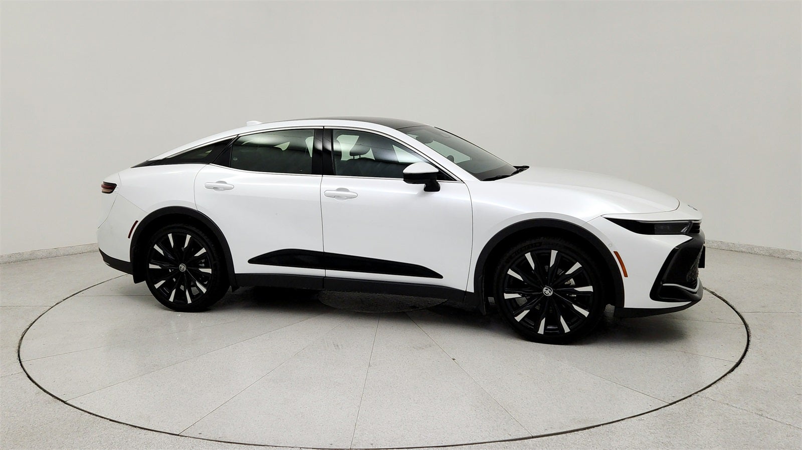 2025 Toyota Crown Platinum