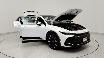 2025 Toyota Crown Platinum