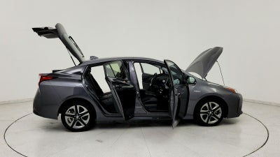 2021 Toyota Prius XLE