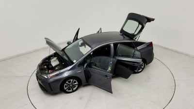 2021 Toyota Prius XLE