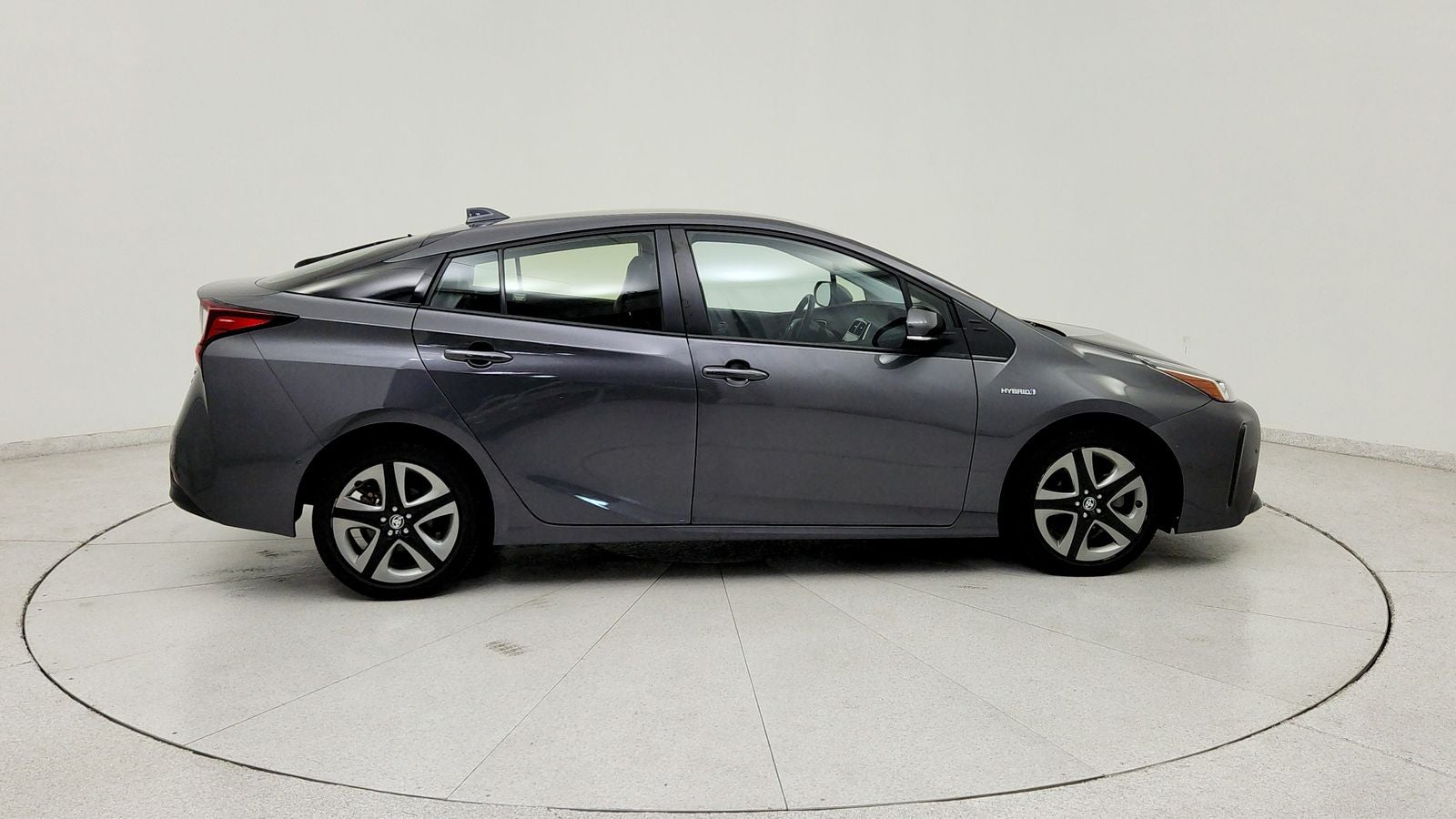 2021 Toyota Prius XLE