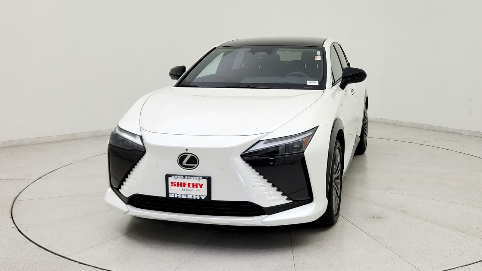 2023 Lexus RZ 450e Luxury