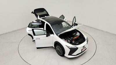 2023 Lexus RZ 450e Luxury
