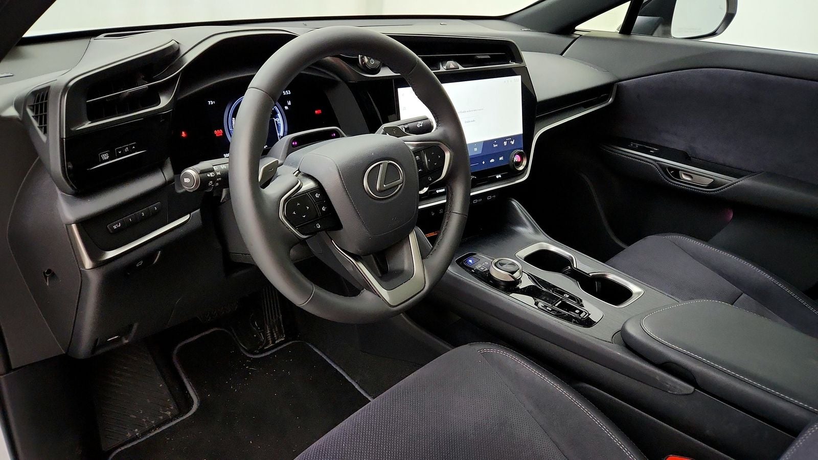 2023 Lexus RZ 450e Luxury