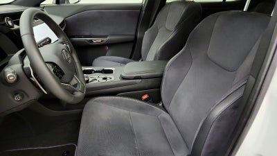 2023 Lexus RZ 450e Luxury