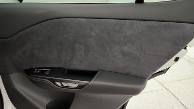 2023 Lexus RZ 450e Luxury
