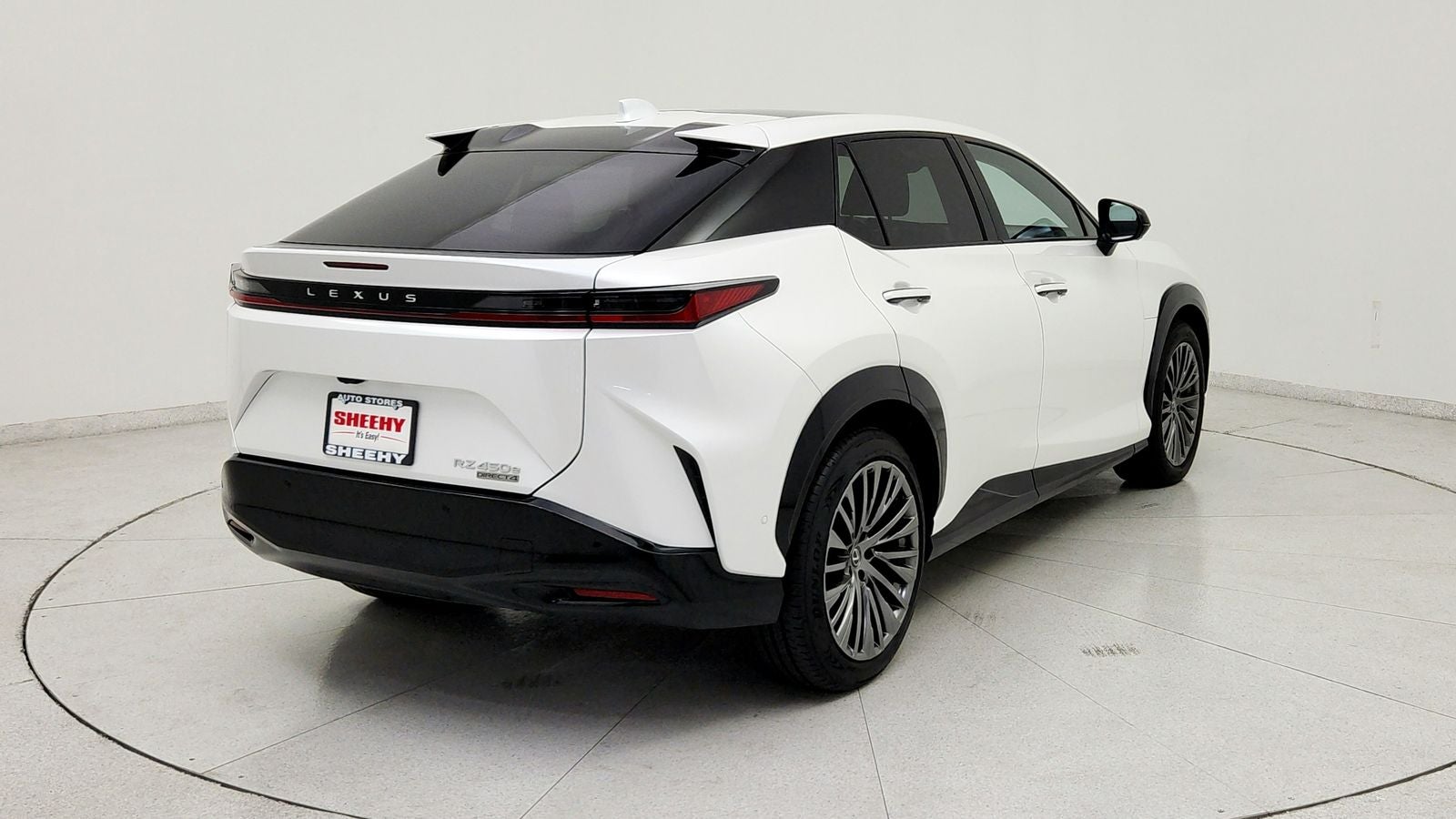 2023 Lexus RZ 450e Luxury