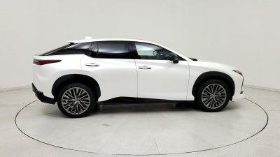 2023 Lexus RZ 450e Luxury