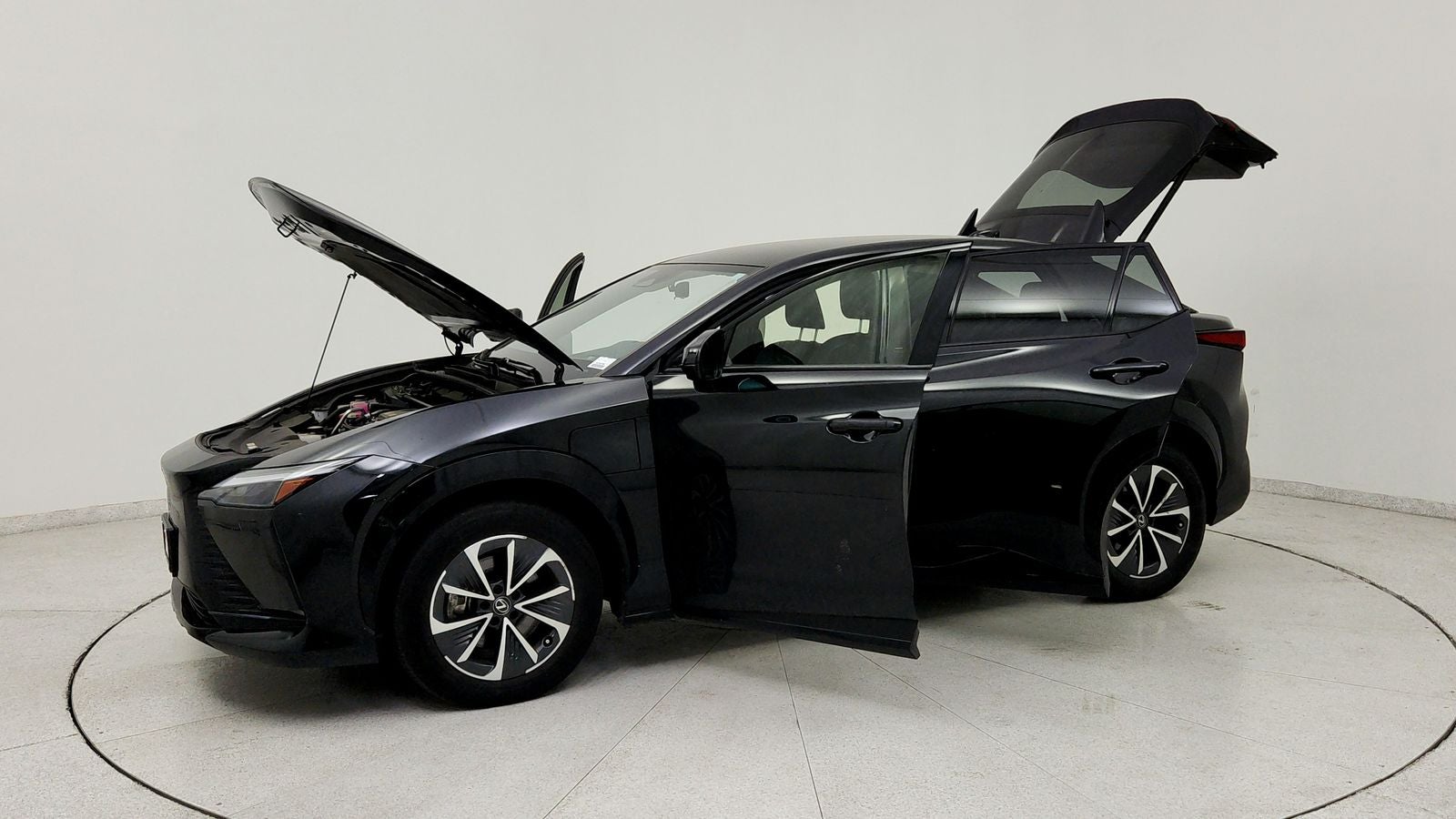 2023 Lexus RZ 450e Premium