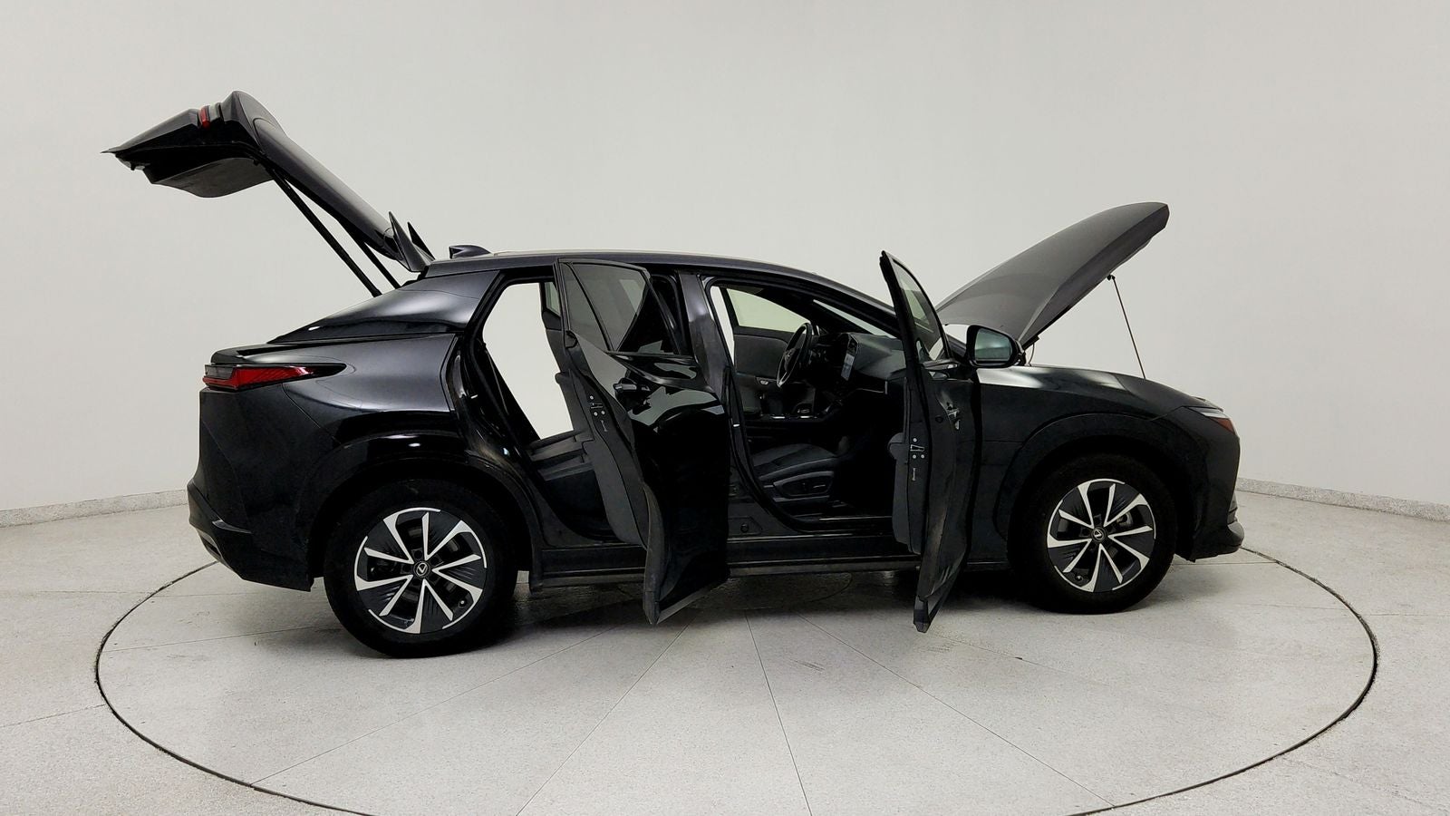 2023 Lexus RZ 450e Premium