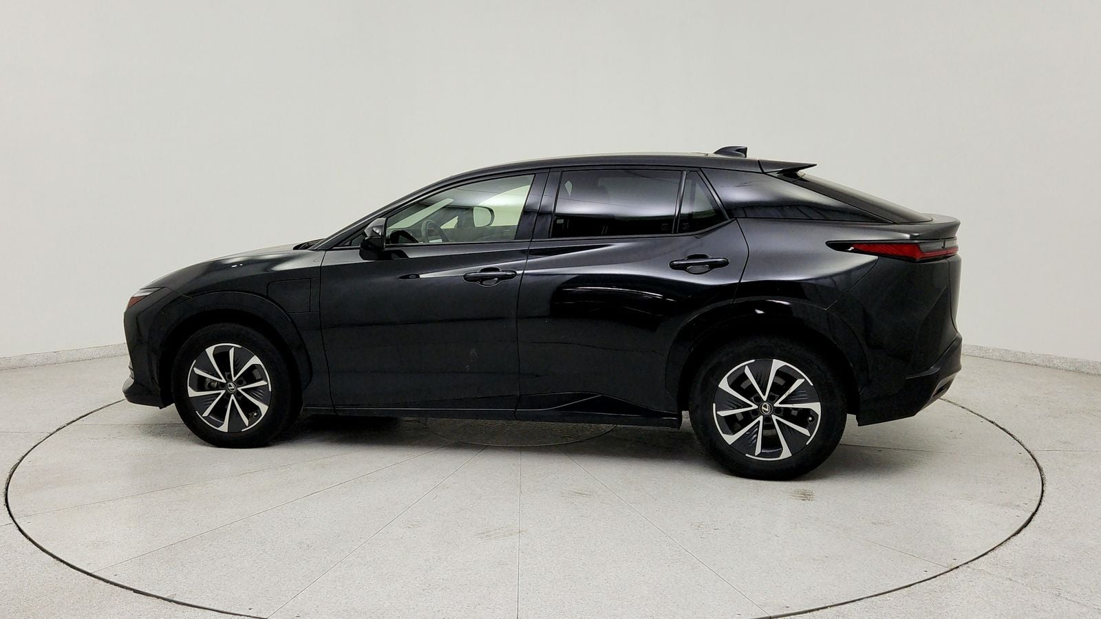 2023 Lexus RZ 450e Premium