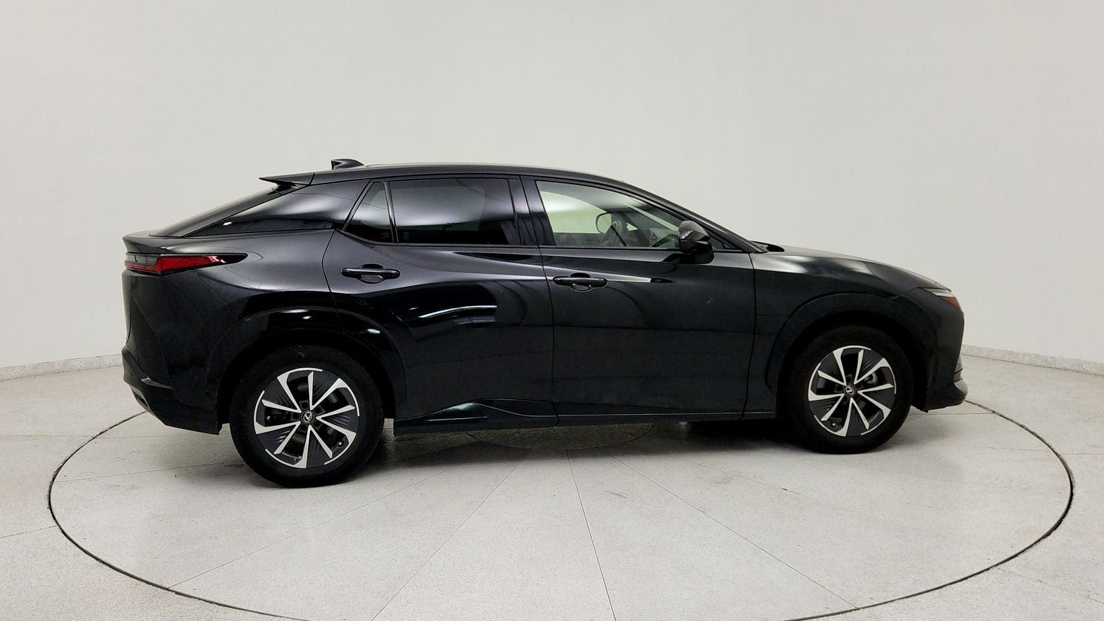 2023 Lexus RZ 450e Premium