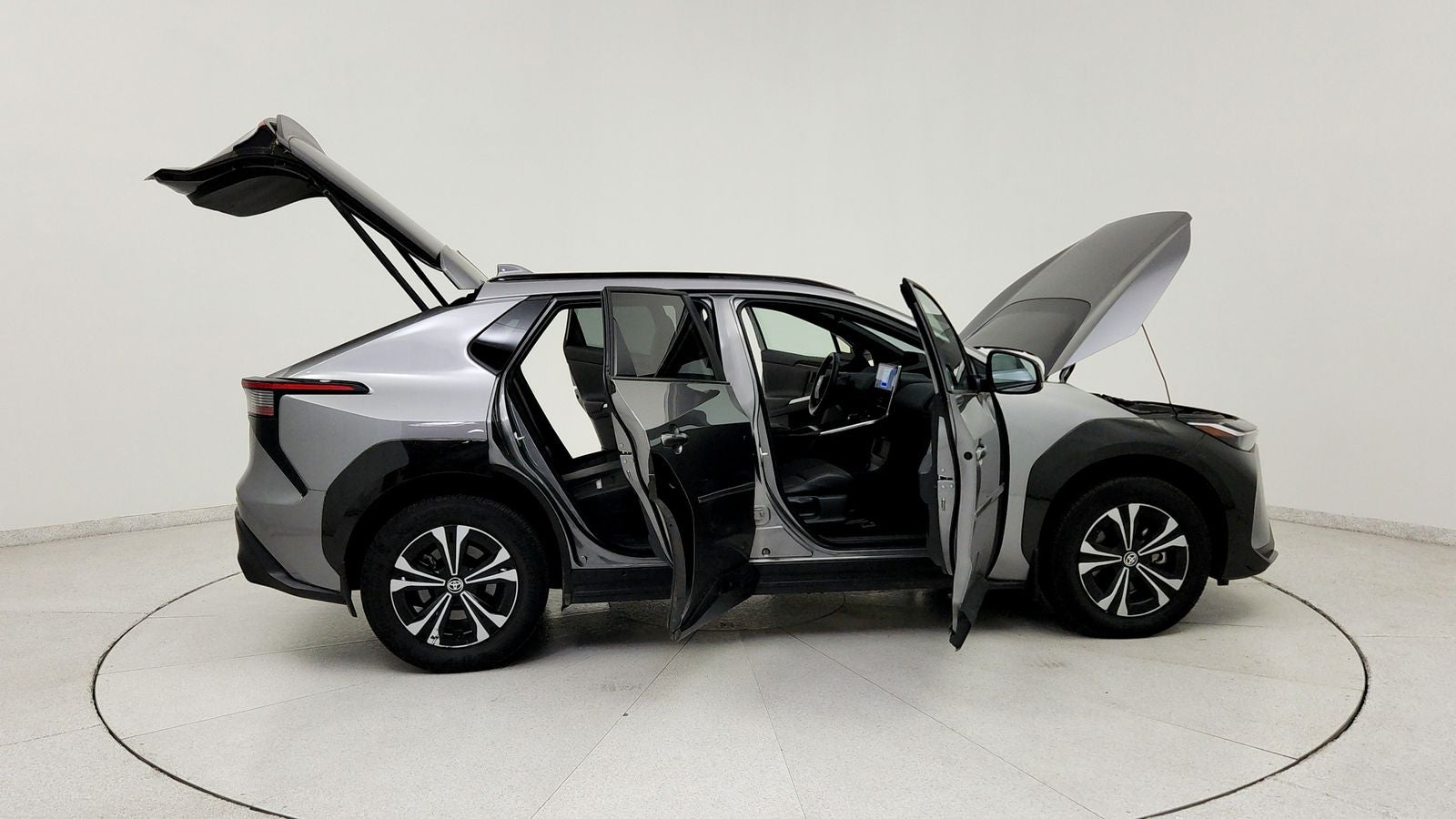 2024 Toyota bZ4X XLE