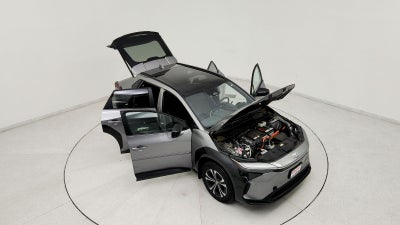 2024 Toyota bZ4X XLE