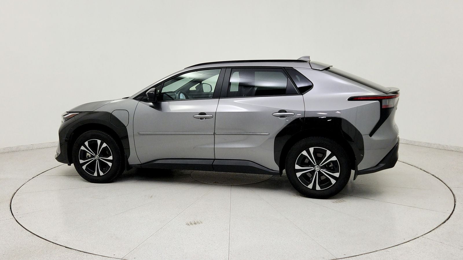 2024 Toyota bZ4X XLE