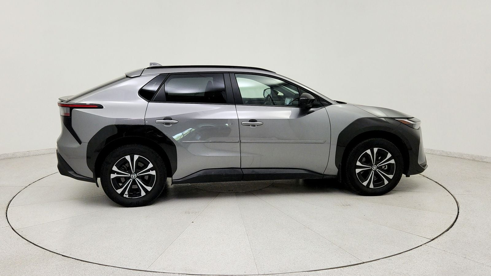 2024 Toyota bZ4X XLE