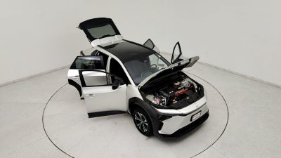 2023 Toyota bZ4X XLE