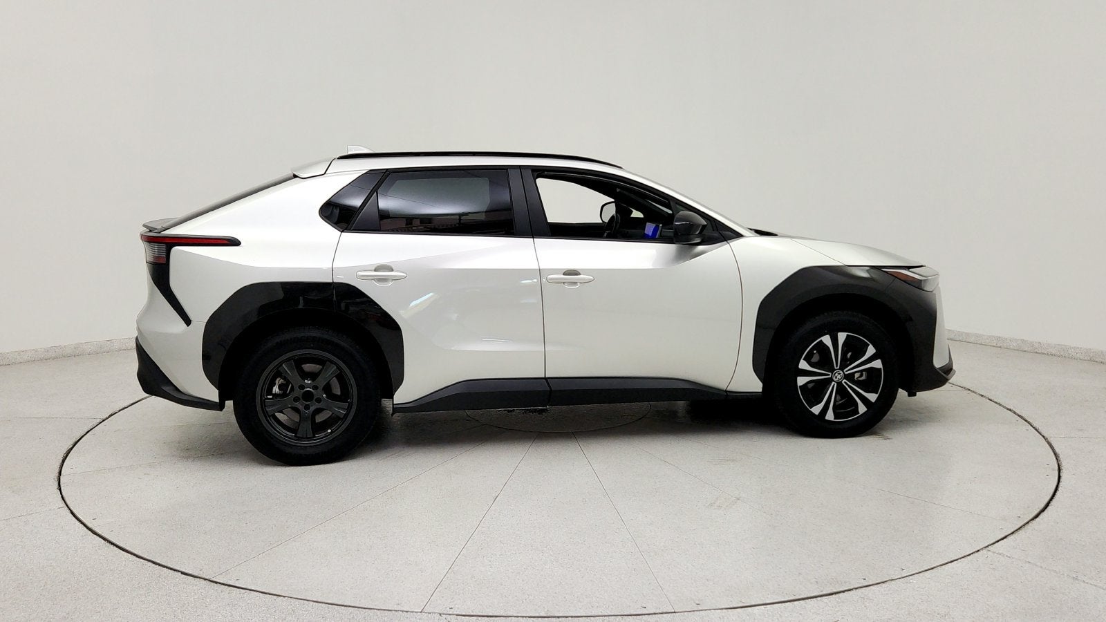 2023 Toyota bZ4X XLE