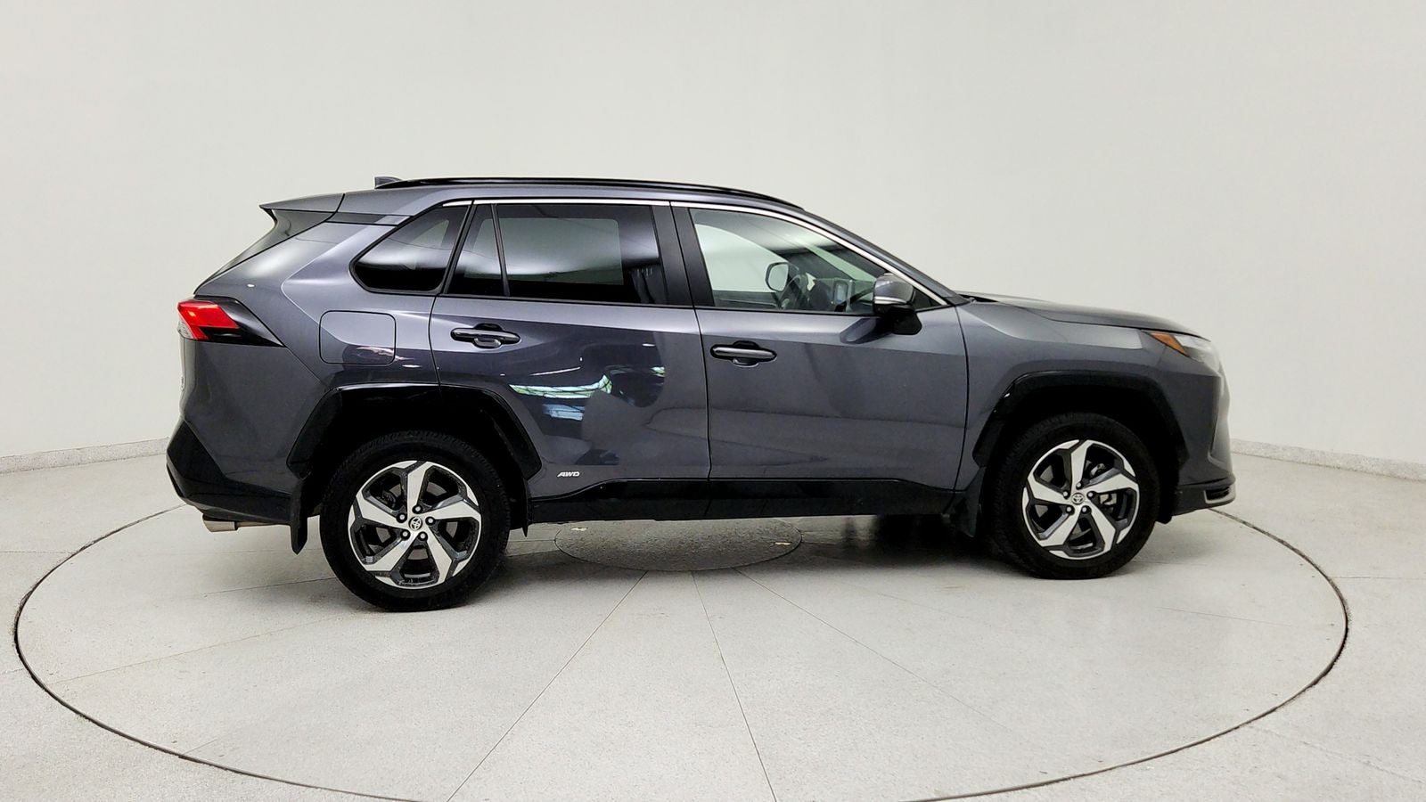2025 Toyota RAV4 Plug-In Hybrid SE