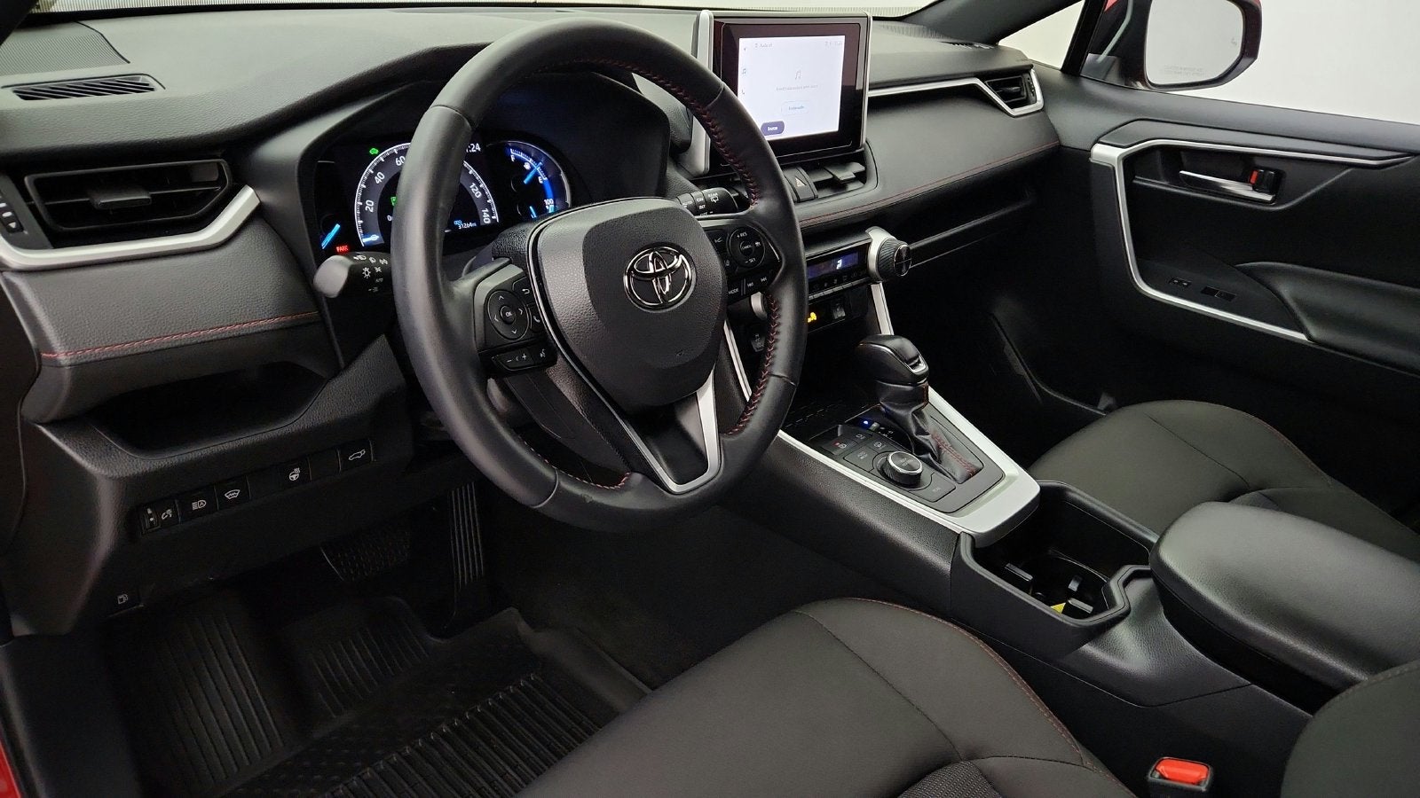2024 Toyota RAV4 Prime SE