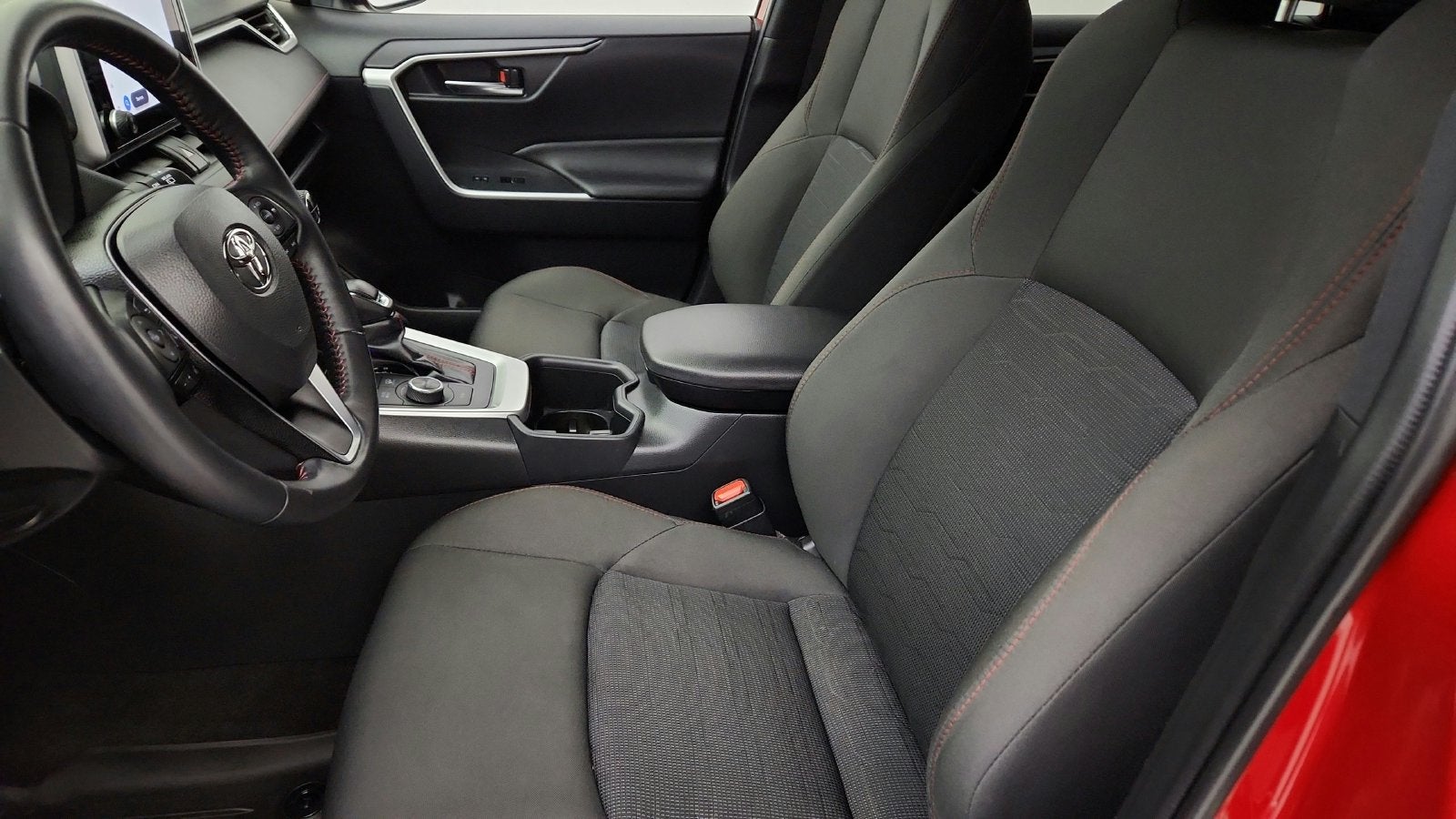 2024 Toyota RAV4 Prime SE
