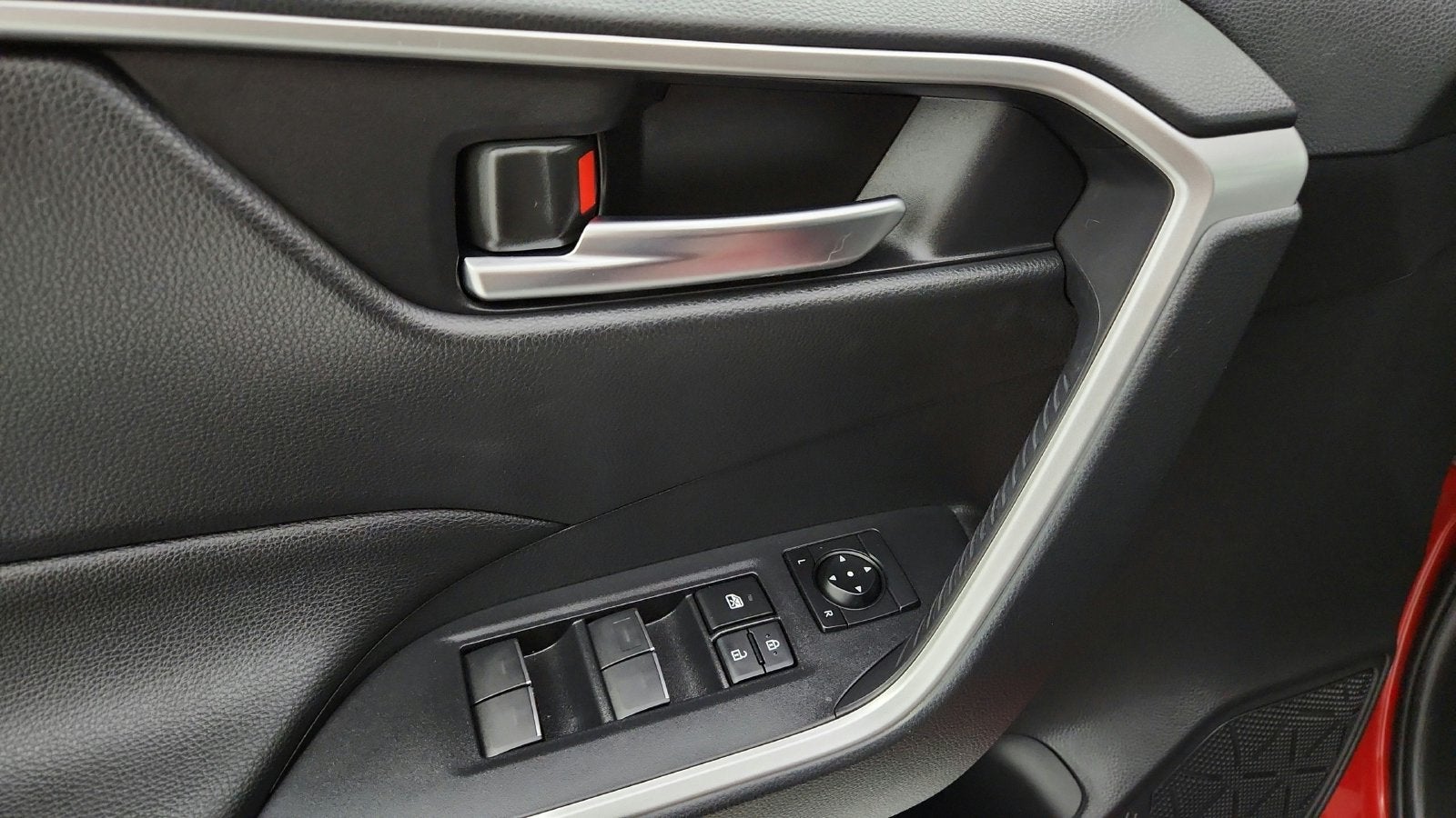 2024 Toyota RAV4 Prime SE