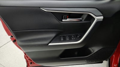 2024 Toyota RAV4 Prime SE