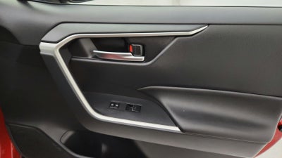 2024 Toyota RAV4 Prime SE