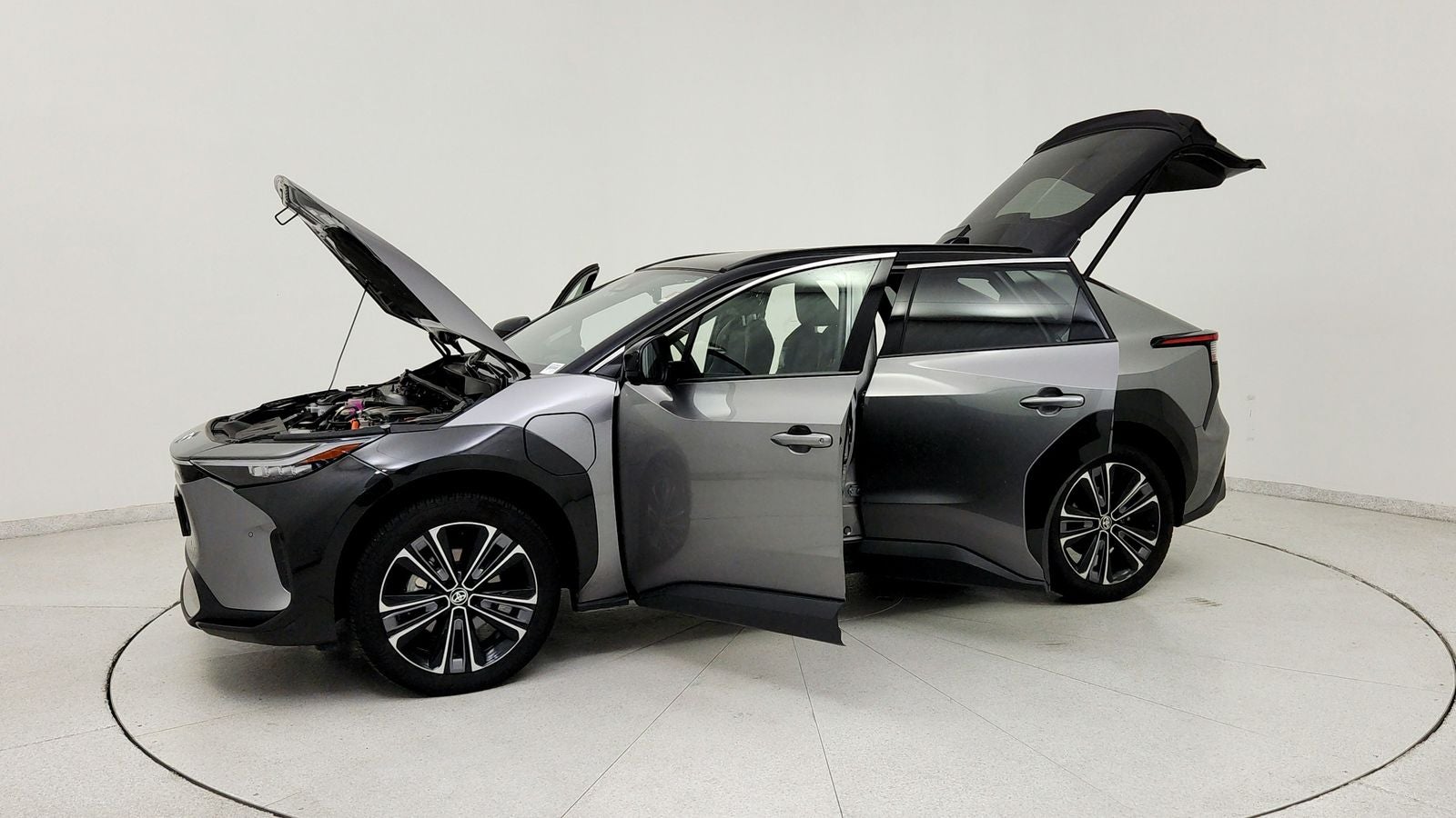2023 Toyota bZ4X Limited