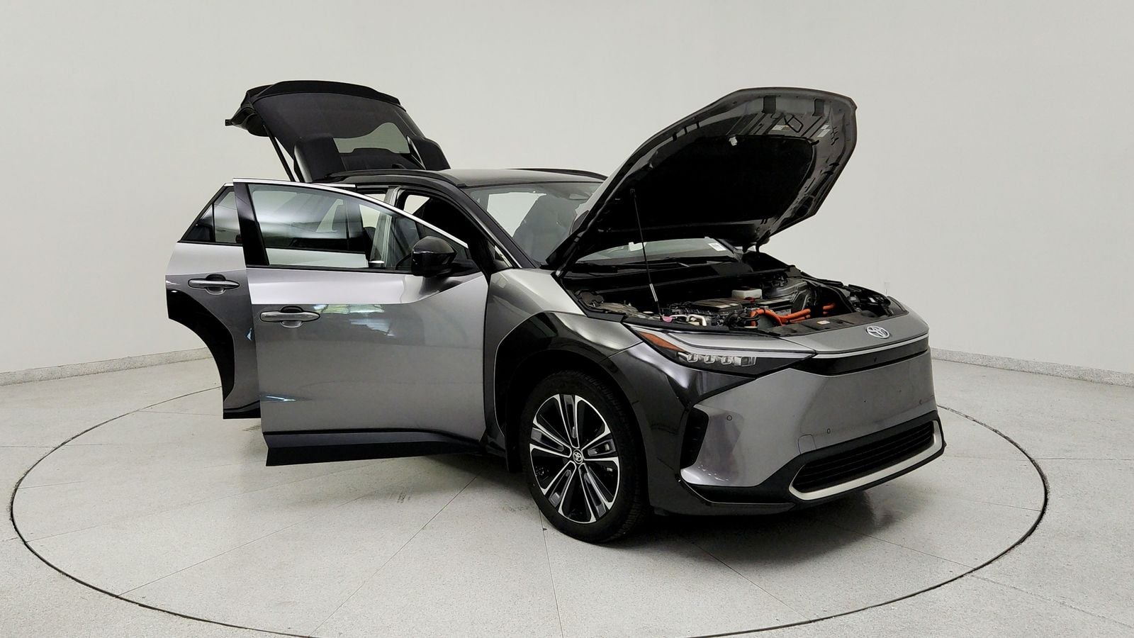 2023 Toyota bZ4X Limited